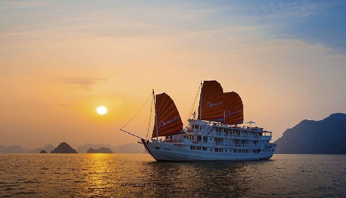 Highlight of Vietnam & Cambodia Tour 21 Days